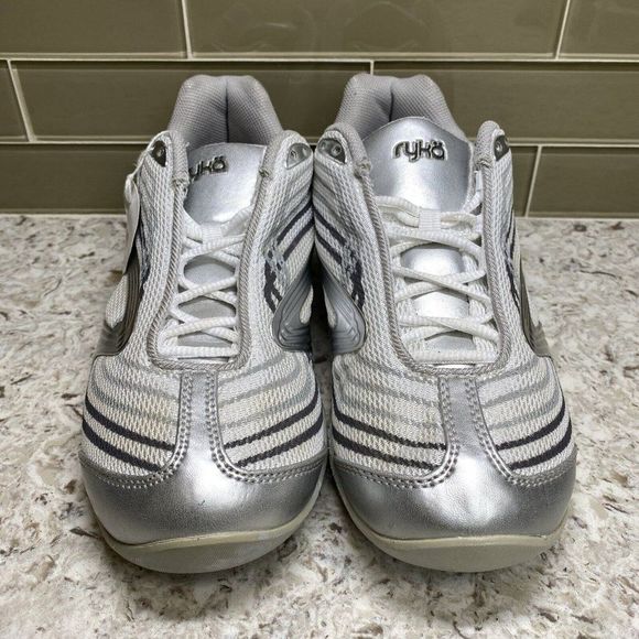 NWT Ryka Studio D XT Training Shoes 7.5 but run very small ( size 6) - Picture 5 of 9